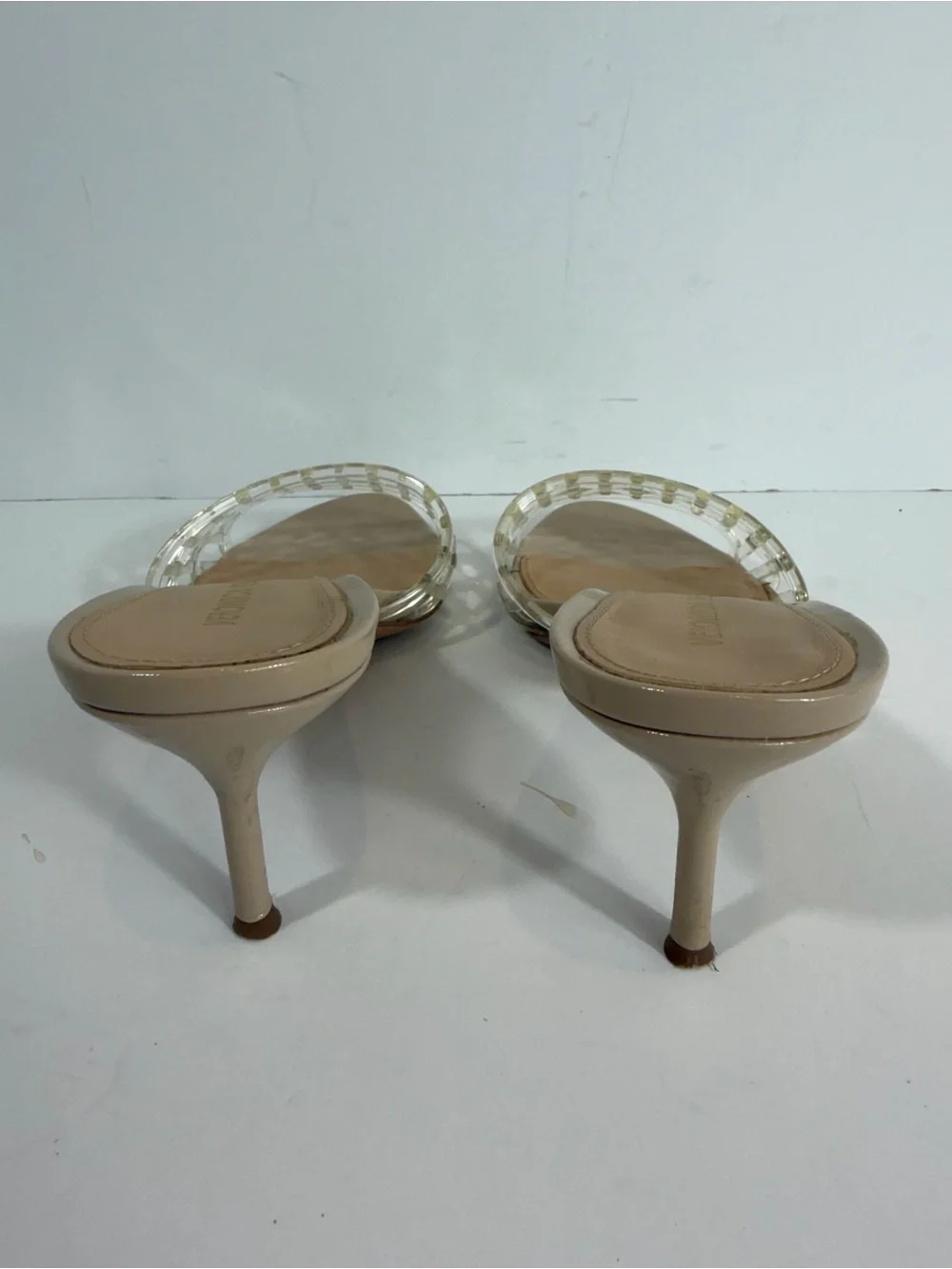 VERONICA BEARD Beige Leather & Clear Lattice Vinyl Kitten Heel Mules – Size 5M